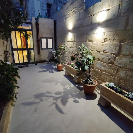 Peaceful Traditional Maltese Townhouse لوكا المظهر الخارجي الصورة