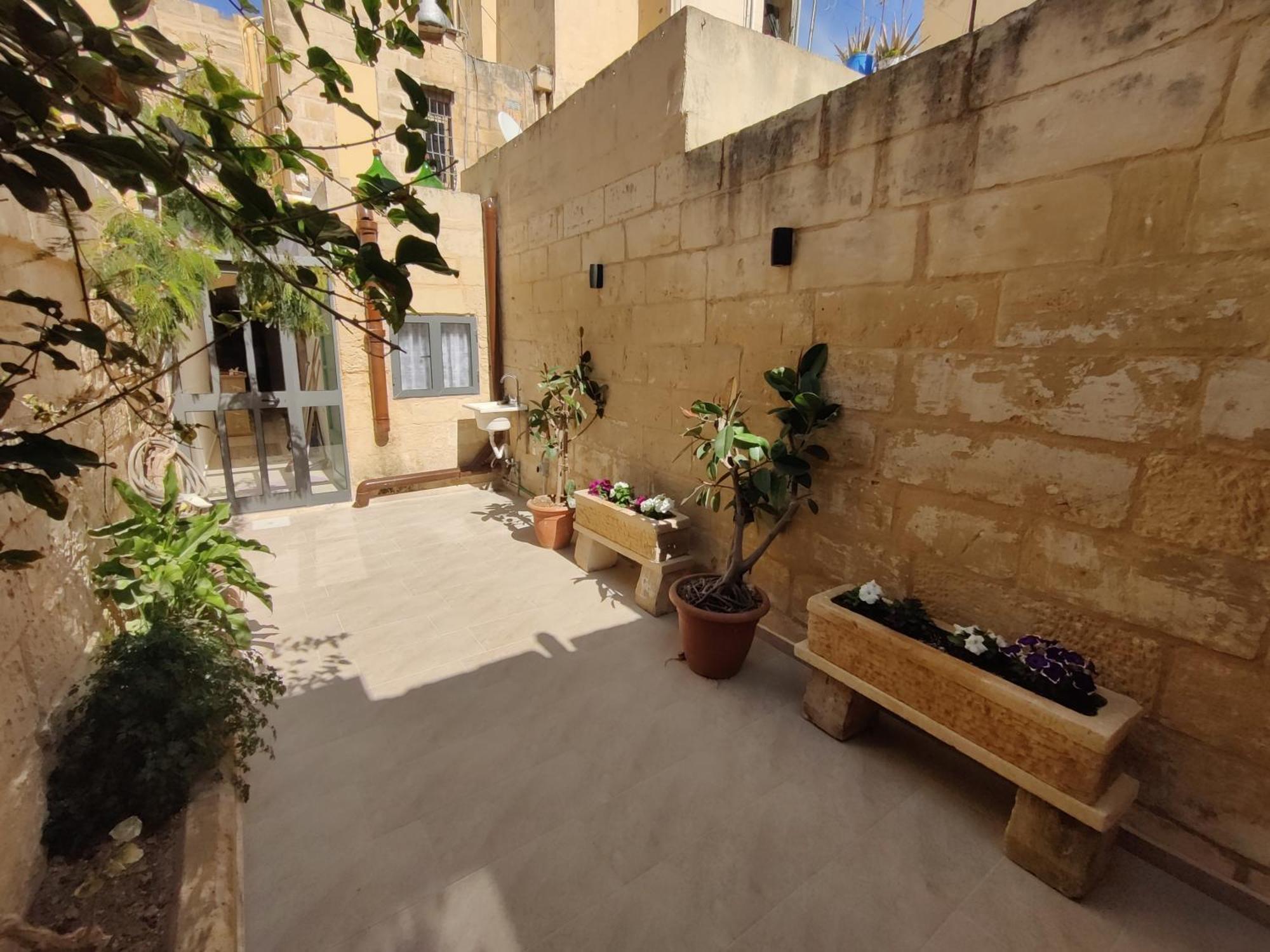 Peaceful Traditional Maltese Townhouse لوكا المظهر الخارجي الصورة